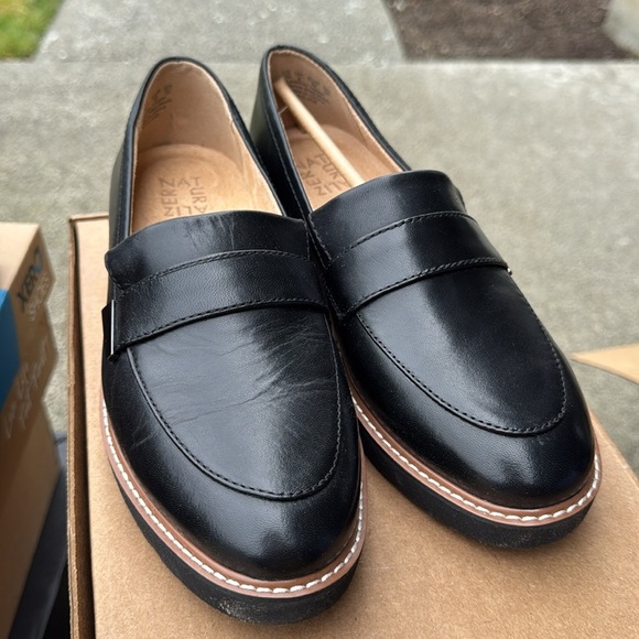Naturalizer Adiline Loafer in Black - Picture 9 of 11